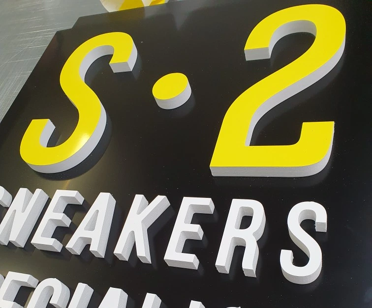 enseignes_publi2b_corse